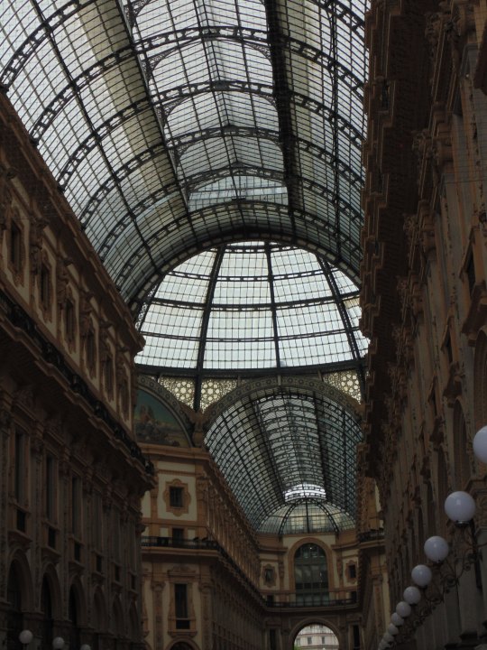 Mondäne Einkaufsgalerie in Mailand